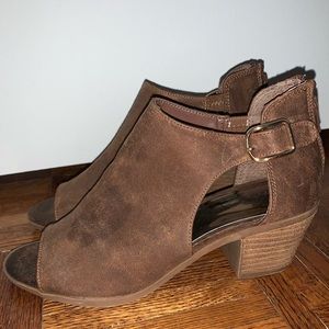 Small brown open toe booties with zippers on back